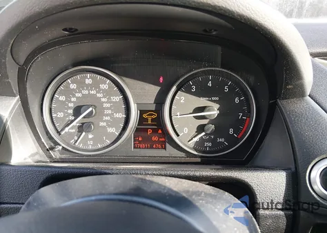 2014 BMW X1 xDrive35I z USA, uszkodzony, nr VIN WBAVM5C53EVV92192